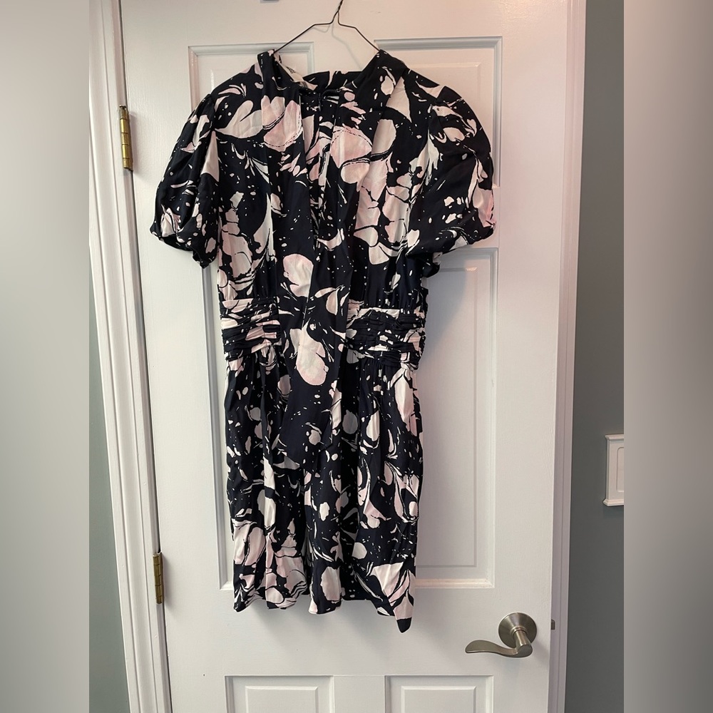 🆕 Diane Von Furstenberg mini dress.  Size 8 - Picture 5 of 10